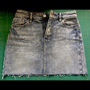 PacSun denim skirt size 24